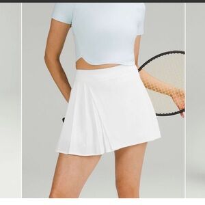 Lululemon Asymmetrical Pleated Tennis Skirt
White